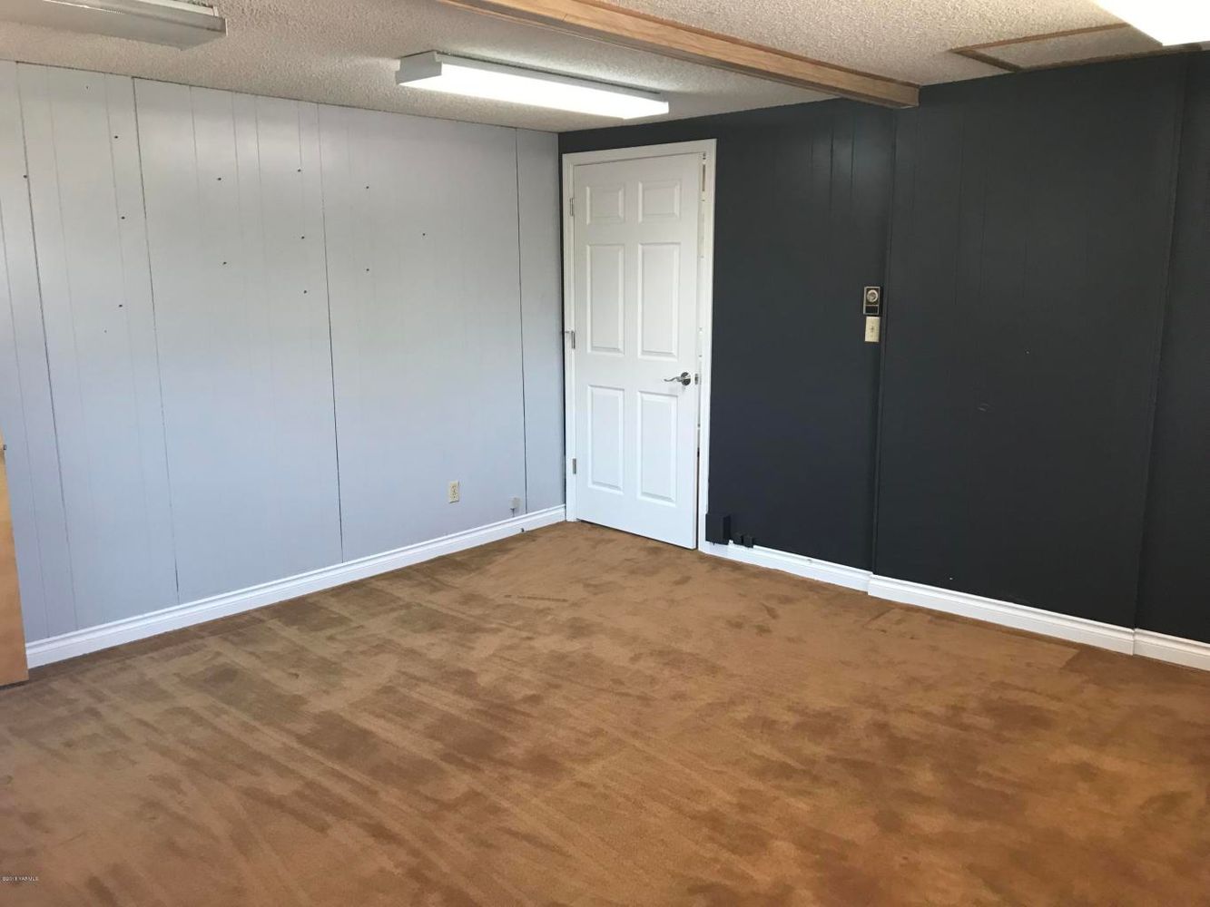 201 E 2nd St, Grandview, WA 98930